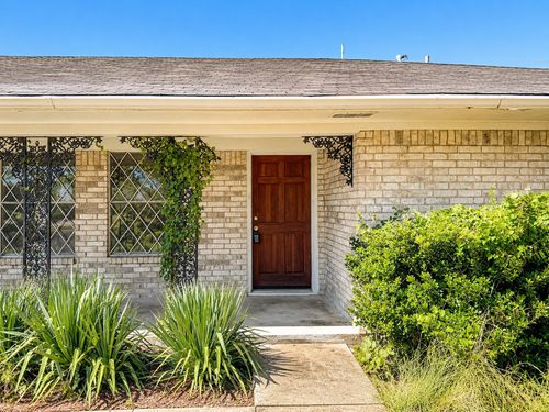 3858 N Us Highway 69, Leonard, TX, 75452-4922 | Card Image