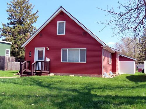 720 Saint Paul Ave S, Thief River Falls, MN, 56701-3615 | Card Image