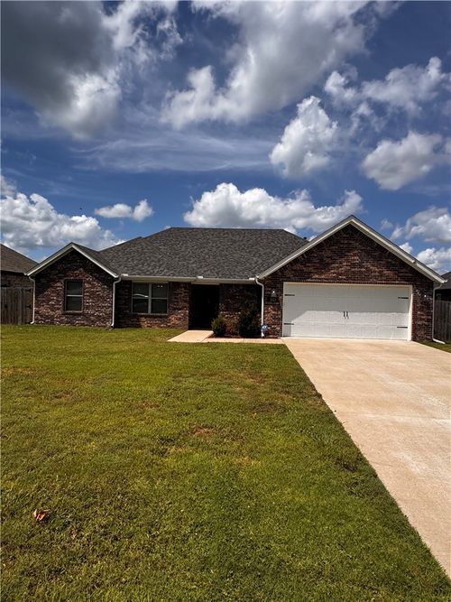 903 Lawlis Rd, Siloam Springs, AR, 72761-8359 | Card Image