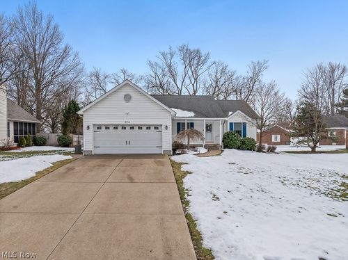 2714 19th St Nw, Canton, OH, 44708-2562 | Card Image