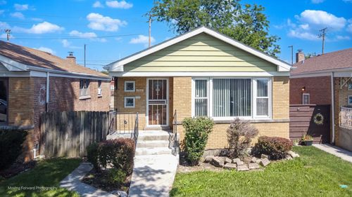 3638 W 84th St, Chicago, IL, 60652-3226 | Card Image