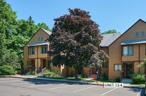 13-4-575 Bridge Rd, Northampton, MA, 01062-4500 | Card Image