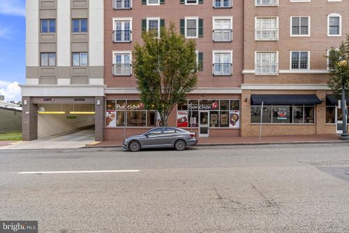 124 E Market St, WEST CHESTER, PA, 19382-3146 | Card Image