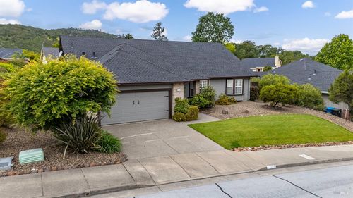 5992 Stone Bridge Road, Santa Rosa, CA, 95409 | Card Image