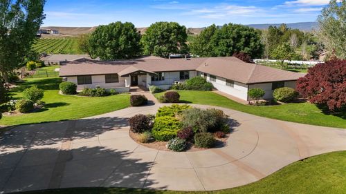 3339 C Rd, Palisade, CO, 81526-9531 | Card Image