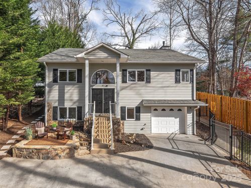 17 Lake Ave, Black Mountain, NC, 28711-3071 | Card Image