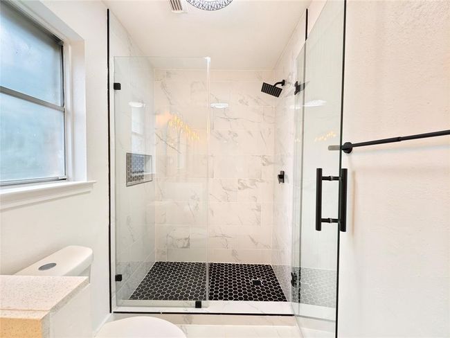Master Bath | Image 28