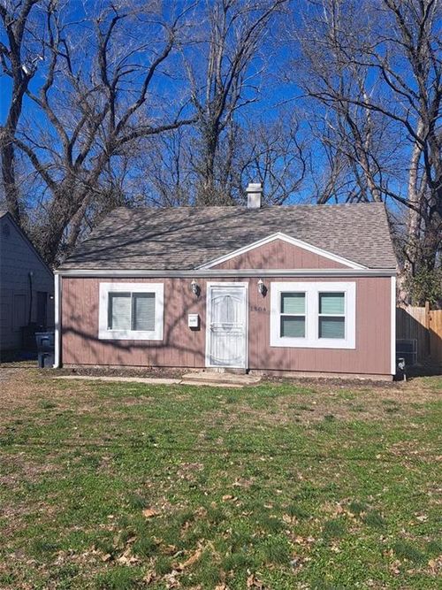1504 E 72nd St, Kansas City, MO, 64131-1816 | Card Image