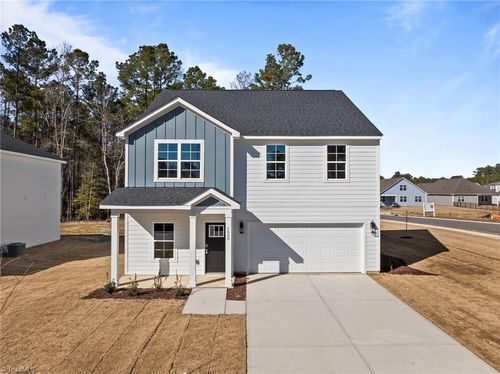 407 Pinnacle Dr, Randleman, NC, 27317-1412 | Card Image