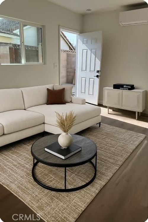 15285 Rushmoor Ln, Huntington Beach, CA, 92647-3020 | Card Image