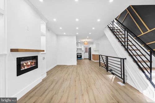 5541 Race St, PHILADELPHIA, PA, 19139-2549 | Card Image