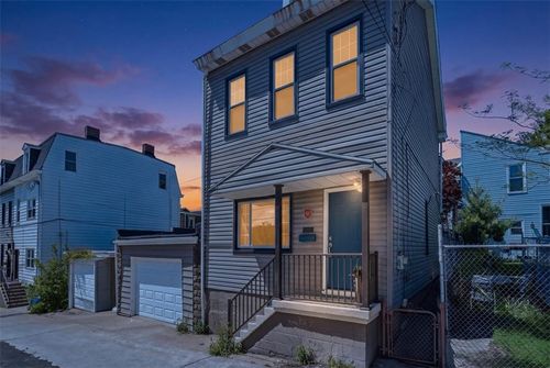 3914 Clement Way, Pittsburgh, PA, 15224-1460 | Card Image