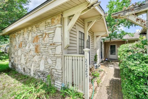 2525 Longmire Drive, College Station, TX, 77845 | Card Image