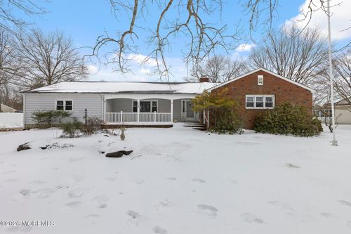 568 Shrewsbury Ave, Oceanport, NJ, 07757-1444 | Card Image