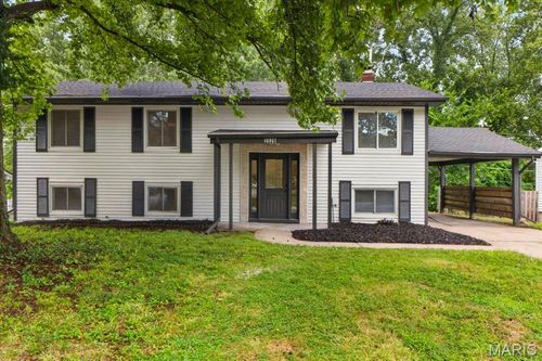 2026 Dawson Dr, Saint Charles, MO, 63301-4448 | Card Image