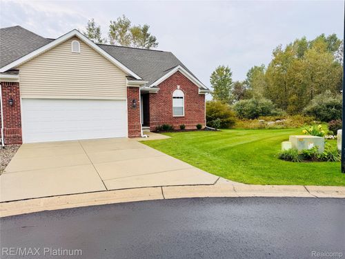 13318 Blue Spruce Ct, Linden, MI, 48451-8864 | Card Image