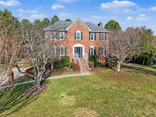 1509 Lakefield Dr, Clemmons, NC, 27012-8488 | Card Image