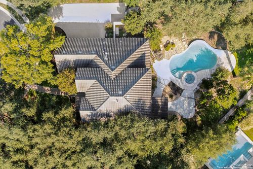 82 Three Lakes Dr, San Antonio, TX, 78248-1022 | Card Image