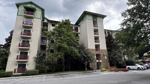 420-212 Dollywood Ln, Pigeon Forge, TN, 37863-3903 | Card Image