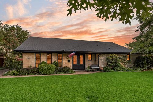 620 Cox Dr, Irving, TX, 75062-3626 | Card Image