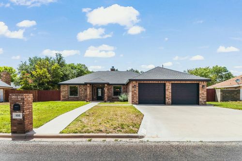 806 Sw 7th St, Seminole, TX, 79360-5333 | Card Image