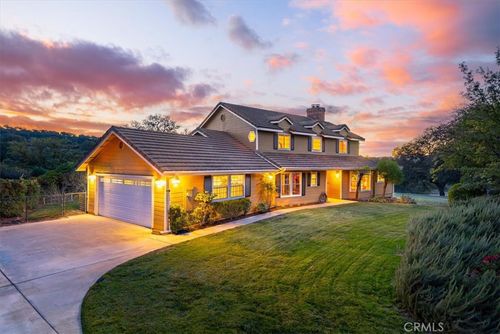 1505 Barley Grain Rd, Paso Robles, CA, 93446-4910 | Card Image