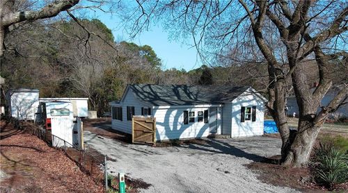 1993 Mark Pine Rd, Hayes, VA, 23072-3818 | Card Image