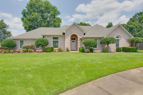212 Anita Cv, Collierville, TN, 38017-2206 | Card Image