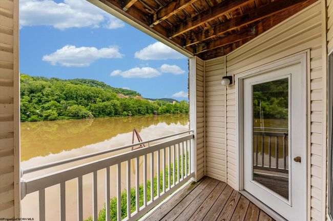 3208 - 3208 University Commons Dr, Condo with 4 bedrooms, 4 bathrooms and 3 parking in Star City WV | Image 25