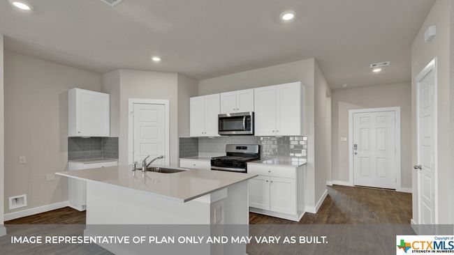 429 Wirecrested Dr, House other with 4 bedrooms, 3 bathrooms and null parking in Lockhart TX | Image 9