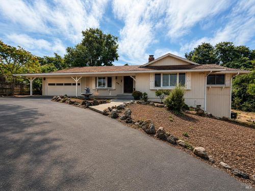 4705 Acacia Way, Penngrove, CA, 94951-9729 | Card Image