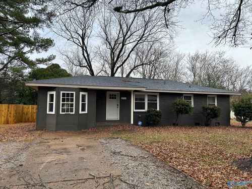 3721 Broadmor Rd Nw, Huntsville, AL, 35810-4129 | Card Image