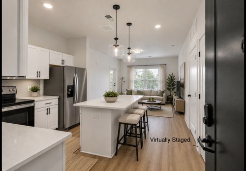 204-1540 Lebanon Pike, Nashville, TN, 37210-3250 | Card Image