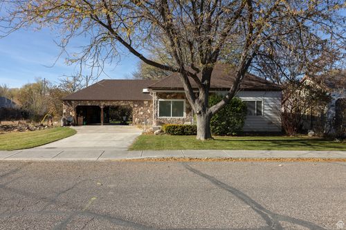 215 N 300 W, Salina, UT, 84654 | Card Image