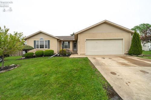 231 Highland Ave, Bellevue, OH, 44811-1938 | Card Image
