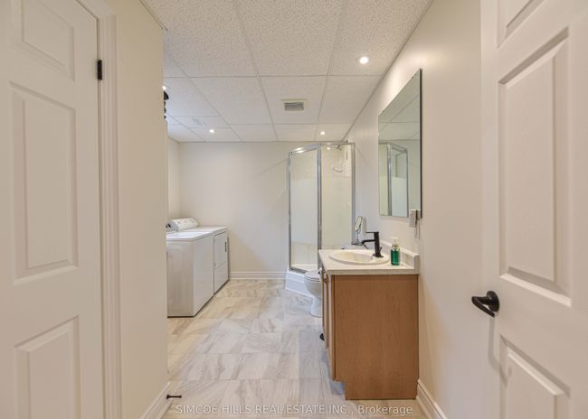 4329 Forest Wood Dr, House other with 4 bedrooms, 3 bathrooms and 6 parking in Severn ON | Image 24