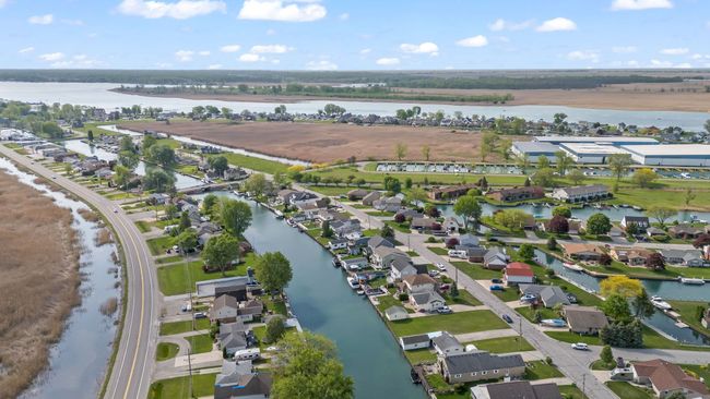 6486 Marina Dr, House other with 2 bedrooms, 1 bathrooms and null parking in Clay MI | Image 5