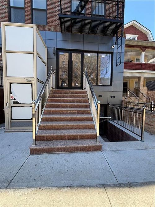 1046 E 15th St, Brooklyn, NY, 11230-4469 | Card Image