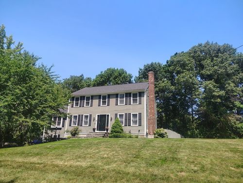 6 Forest St, Raynham, MA, 02767-1102 | Card Image