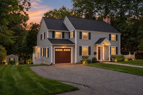 42 Sheridan Rd, Wellesley, MA, 02481-5449 | Card Image