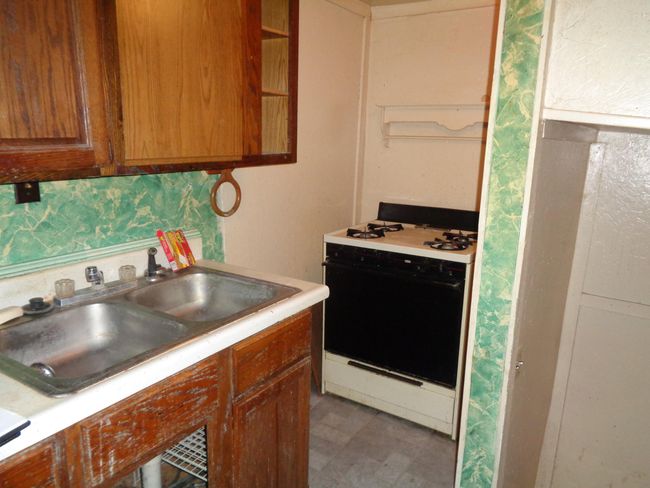 202 N Union St, Home with 0 bedrooms, 0 bathrooms and 1 parking in Reading MI | Image 17