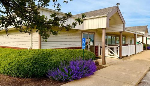 5230 Renner Rd, Columbus, OH, 43228-9744 | Card Image