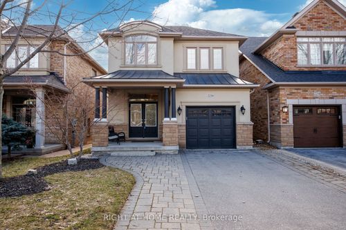 2230 Kwinter Rd, Oakville, ON, L6M0G1 | Card Image