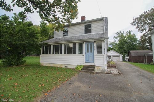 3910 Mahoning Avenue, Youngstown, OH, 44515 | Card Image