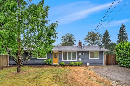 9402 171st Ave Se, Snohomish, WA, 98290-6176 | Card Image