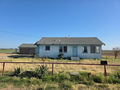 8498 Iona Avenue, Hanford, CA, 93230 | Card Image