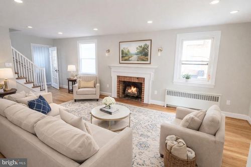 3906 Glen Ave, BALTIMORE, MD, 21215-3532 | Card Image