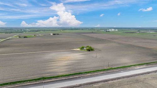 3255 County Road 369, Taylor, TX, 76574-4949 | Card Image