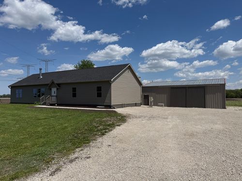 410 S Higgins Rd, Mazon, IL, 60444-6270 | Card Image