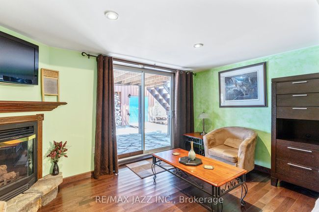 1092 Briscoe Dr, House other with 3 bedrooms, 2 bathrooms and 6 parking in Algonquin Highlands ON | Image 17